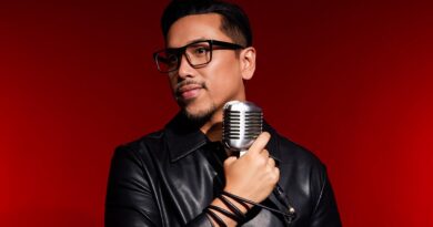 Sammy Simorangkir dan Ade Govinda Rilis Single Kolaborasi “Luka Yang Luas” dan Album “Yang Terbaik”